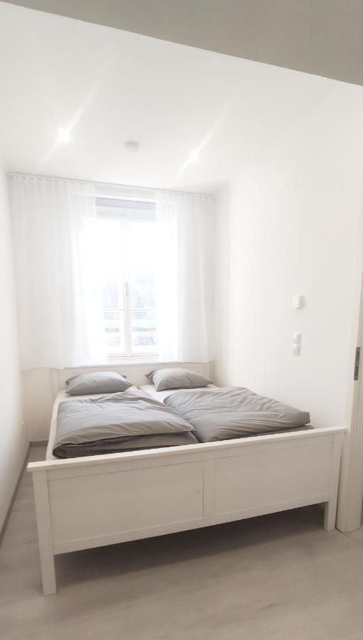 Gemuetliche Zweiraumwohnung In Ruhelage Відень Екстер'єр фото